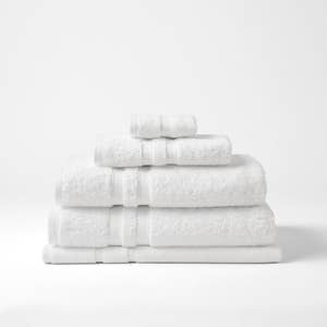 https://s3-ap-southeast-2.amazonaws.com/fusionfactory.commerceconnect.bbnt.production/pim_media/000/121/008/CH-Egyptian-Luxury-Towels-White-189042-R.jpg?1620606191