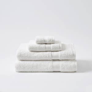 https://s3-ap-southeast-2.amazonaws.com/fusionfactory.commerceconnect.bbnt.production/pim_media/000/058/792/M_F-Bamboo-Towels-White-132617-R.jpg?1588557047