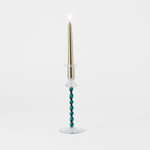 https://s3-ap-southeast-2.amazonaws.com/fusionfactory.commerceconnect.bbnt.production/pim_media/000/196/443/M_F_EN_Glass-Swirl-Taper-Candle-Holder-Lrg_26274701_SI.jpg?1750647019