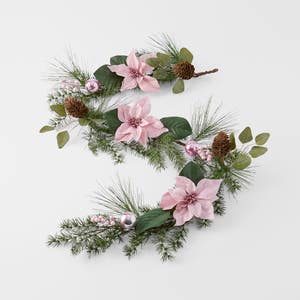 https://s3-ap-southeast-2.amazonaws.com/fusionfactory.commerceconnect.bbnt.production/pim_media/000/196/578/M_F_MR_1.8m-Pink-Poinsettia-Pinecone-_-Pine-Garland_26279301_SI.jpg?1750917967