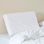 https://s3-ap-southeast-2.amazonaws.com/fusionfactory.commerceconnect.bbnt.production/pim_media/000/170/736/M_F_S24-25_Cat-Stacks_Pillow_Memory_Foam_Contour_SI.jpg?1727160075